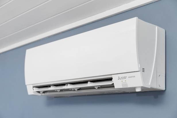 The Pros And Cons Of A Ductless Heating Cooling System - Wall Mounted Air Conditioner Heater Combo Installation
