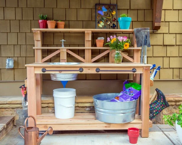 How to Create a Gardner s Potting Bench HGTV