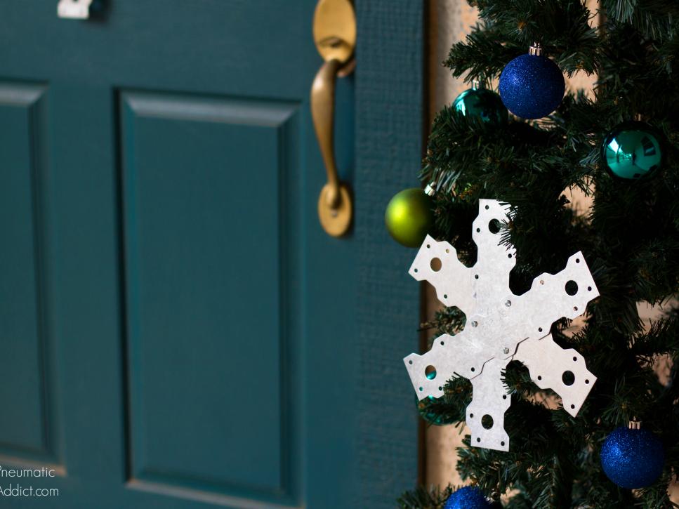 10 Ornaments Made From Leftover Hardware DIY