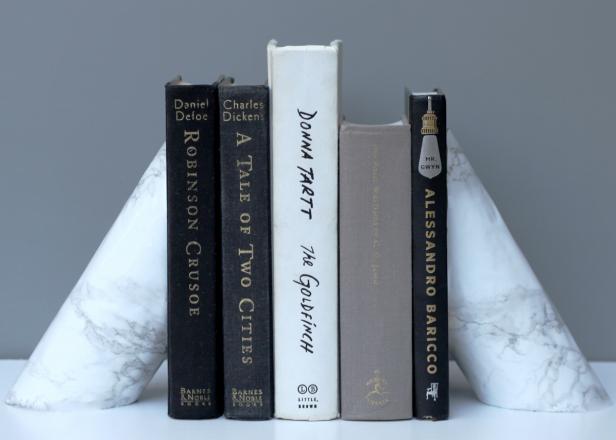 How To Make Faux Marble Bookends Tos Diy How To Make Faux Marble Bookends