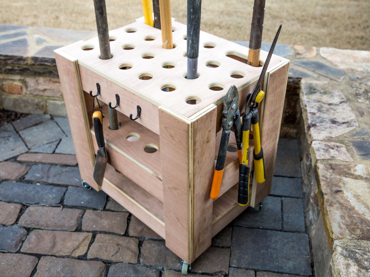 Build A Storage Cart For Yard Tools, Outdoor Tool Storage Diy