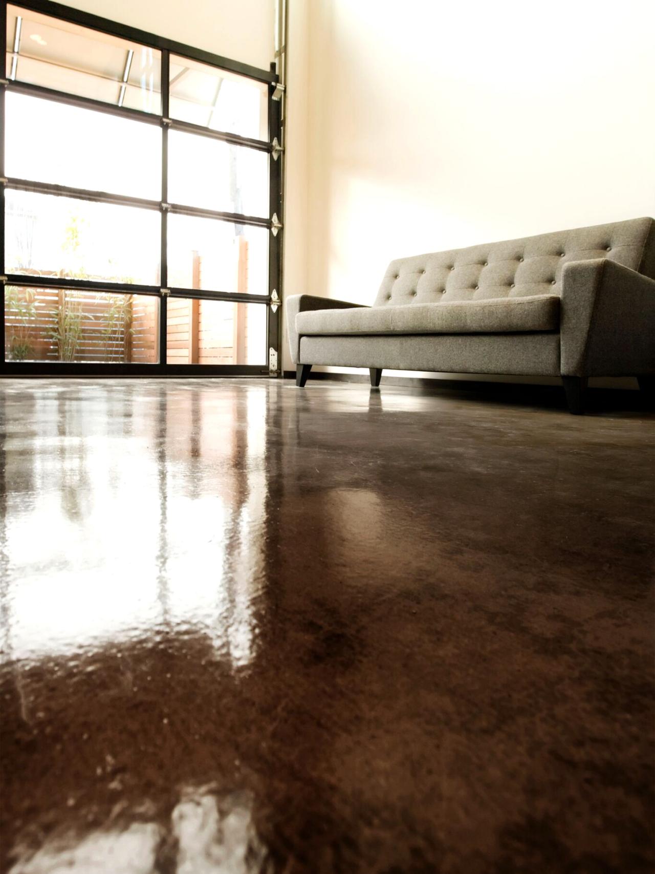How to Apply an Acid-Stain Look to Concrete Flooring | HGTV