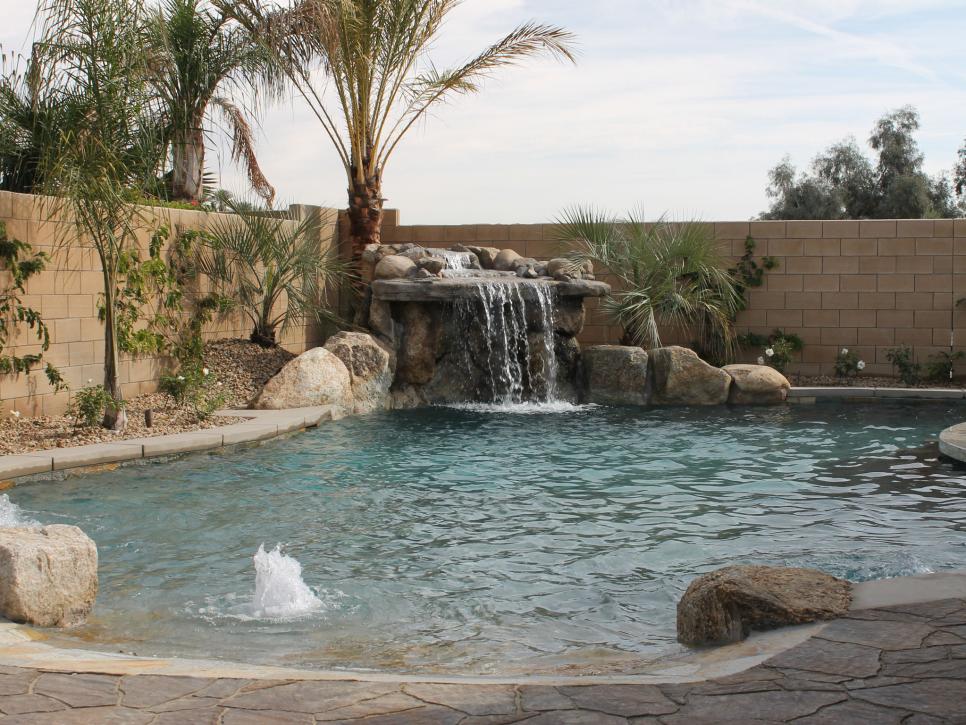 7 Unbelievable Backyards You Wish You Had Pool Kings