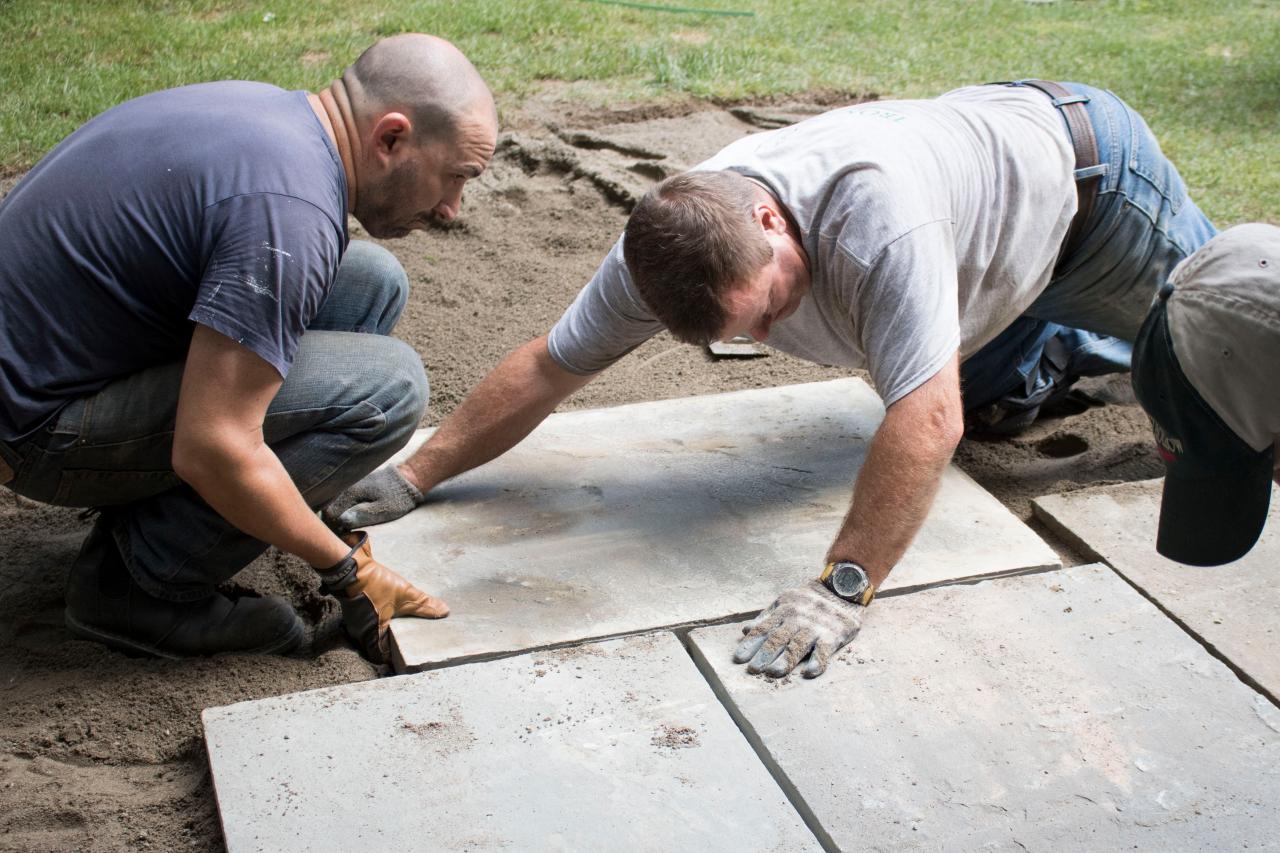 How Much Does A Diy Paver Patio Cost / How Much Does it Cost to Build a