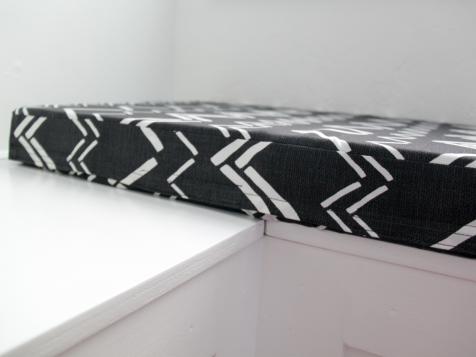 Jazz up your seats: How to sew a cushion cover for a bench - Elizabeth Made  This