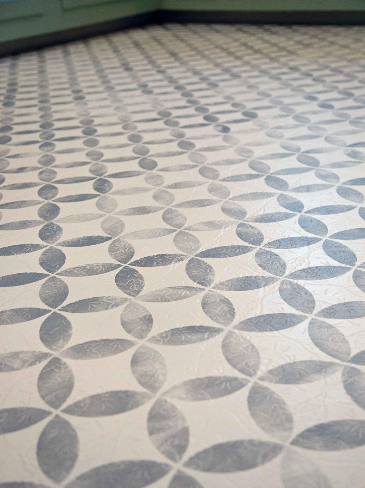 How To Paint Old Vinyl Floors Look, Mosaic Look Vinyl Floor Tiles