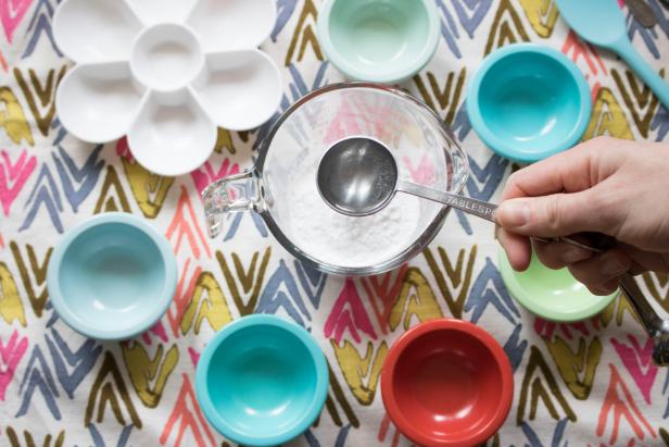 make how watercolors to How  Make Your to  Paints Own Watercolor DIY