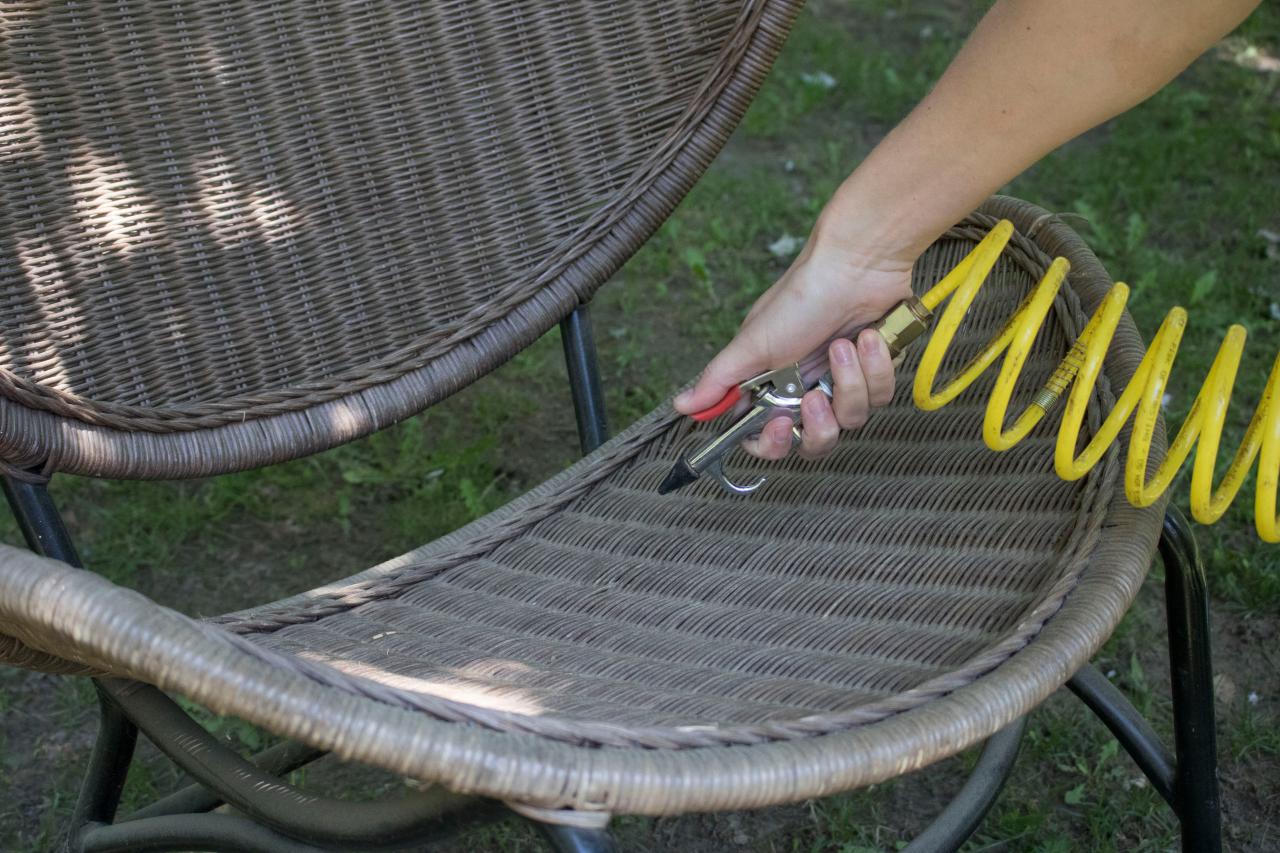 How To Clean Wicker Furniture Diy, How Do You Clean Outdoor Mesh Chairs