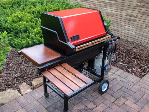 How to Refurbish a Gas Grill