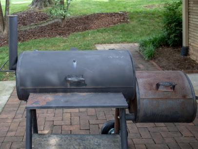 How to Clean a Charcoal Grill - Neighbor Blog