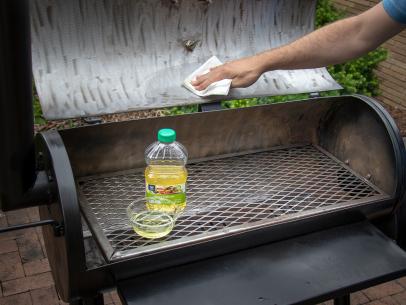 How to Clean a Charcoal Grill - Neighbor Blog