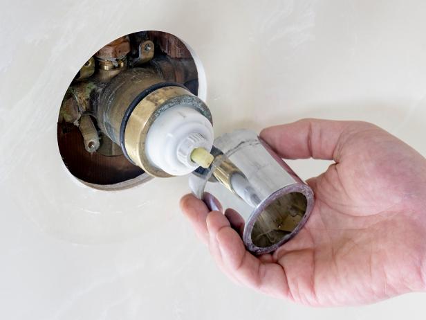 How To Fix A Leaky Shower Head, Bathtub Faucet Handle Won T Come Off